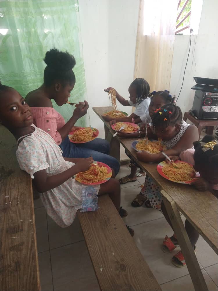 Community programs — December 23, 2025